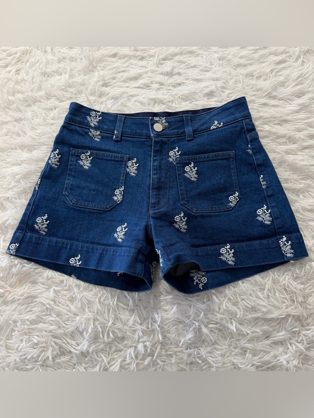 Stella McCartney Womens Embroidered Floral Denim Shorts Size 26 Blue White Lux